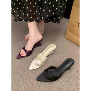 露趾尖头一字高跟鞋 夏天纤细脚踝坡跟罗马凉鞋 女 韩国女鞋 显脚白款