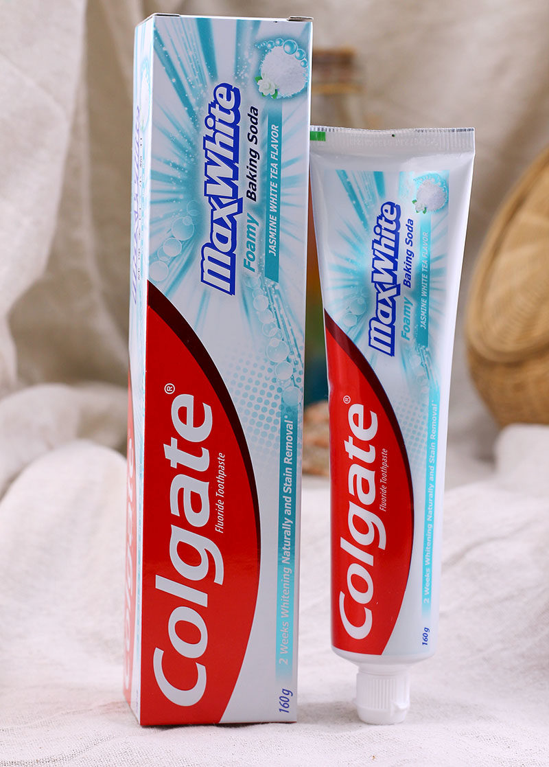 港货进口colgate高露洁牙膏160g含氟纯净美白小梳打去渍茉莉白茶