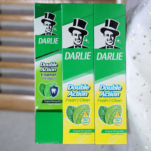 香港黑人DARLIE/好来薄荷牙膏