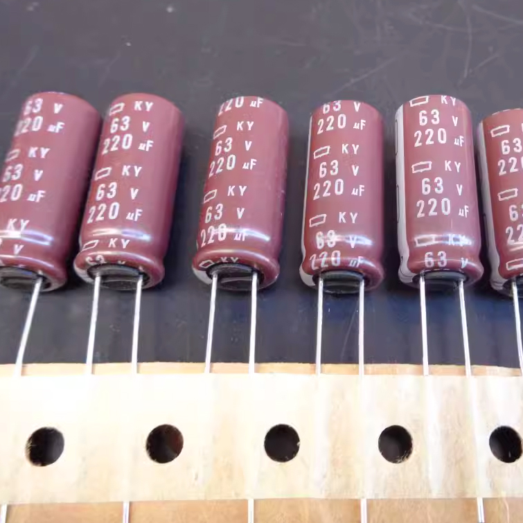 220UF63V日本黑金刚化工