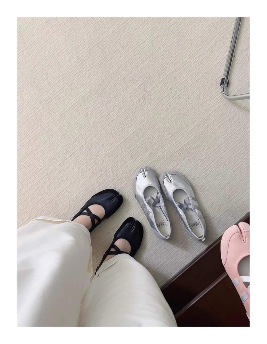 Zachpeng分趾猪蹄鞋女夏2025新款马蹄鞋芭蕾舞平底浅口单鞋