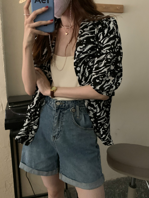 Real price real shot summer new retro abstract printing Korean loose casual versatile short sleeve shirt