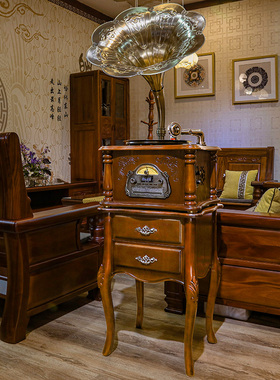 gramophone  European style archaize big horn phonograph