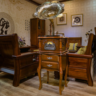 gramophone  European style archaize big horn phonograph