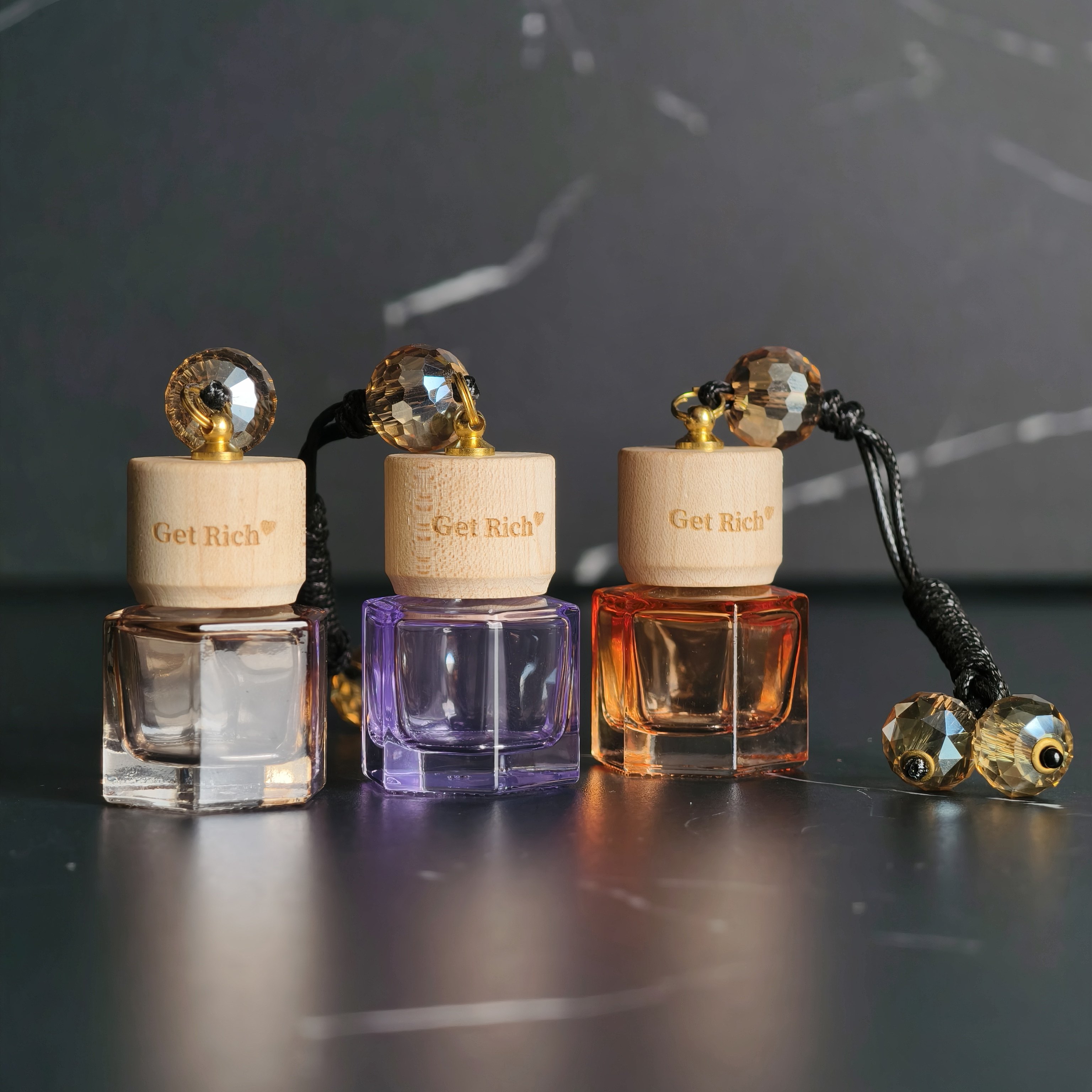 车载香薰瓶挂件饰品悬挂式香薰精油分装瓶高档木盖吊坠香薰空瓶子