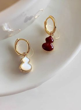 红色双面葫芦贝壳耳扣耳环女轻奢高级感秋冬小众耳坠新年耳钉耳饰