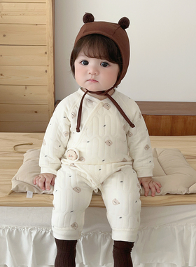 婴儿春秋季夹棉连体衣男女宝宝纯棉保暖衣新生儿卡通爬服外套