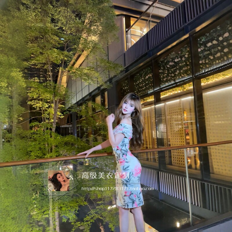 一字肩印花裙~御姐性感大V领碎花修身包臀连衣裙褶皱收腰中裙
