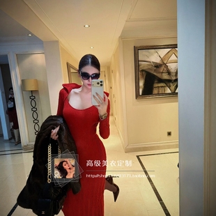 【红色显眼包】御姐秋冬性感镂空长袖针织外穿内搭修身包臀连衣裙