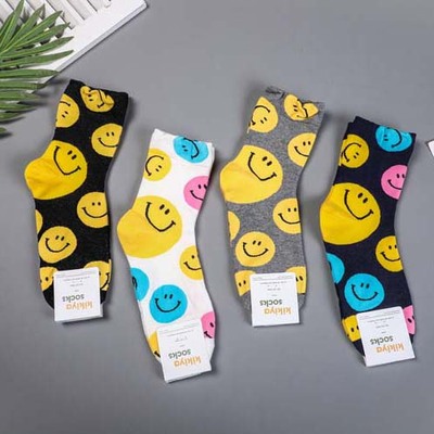 东大门韩国秋季彩色运动中筒袜