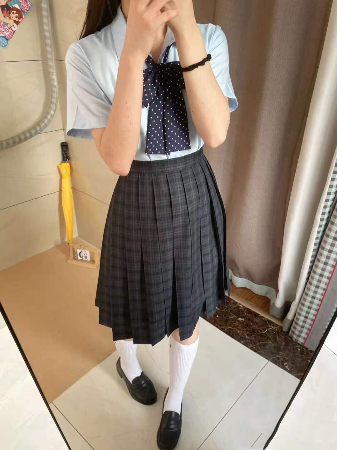 学院风校供感夏季浅蓝色樱花刺绣短袖衬衫叠穿海苔中裙毕业季套装