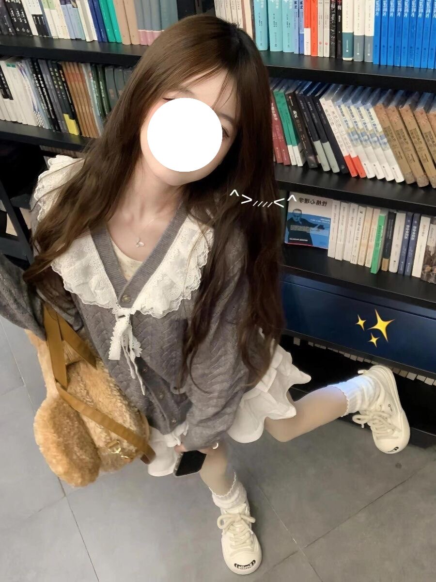 娃娃领毛衣女春秋可爱慵懒甜美蕾丝V领针织开衫外套温柔日系上衣