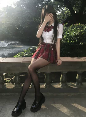 日系jk制服套装女纯欲风收腰短袖衬衫叠穿校供感圣诞红玄格裙穿搭