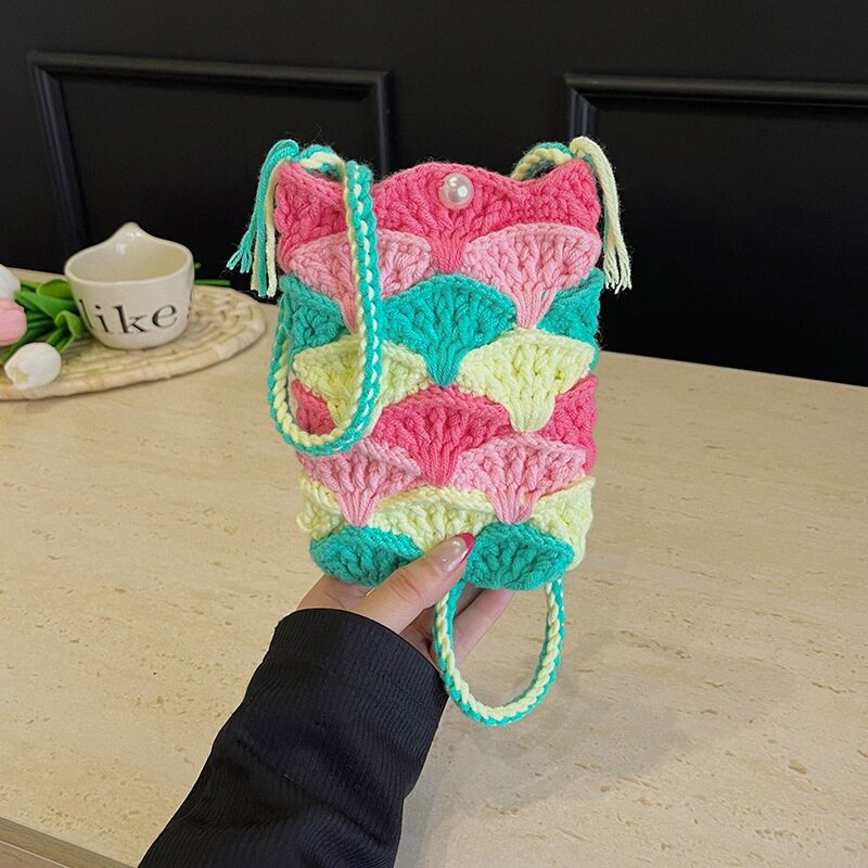 贝壳毛线编织包包女手工钩织成品小众单肩斜挎包女新款儿童手机包