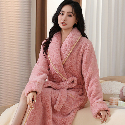 冬天加厚珊瑚绒吸水速干女士睡袍