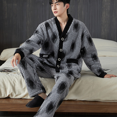 冬天保暖轻奢舒适珊瑚绒男士睡衣