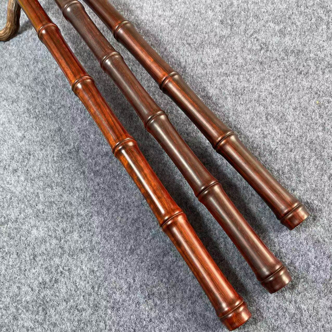 紫檀木一体雕刻竹节圆棍武术太极练习木棒居家盘玩解压健身手把件图片