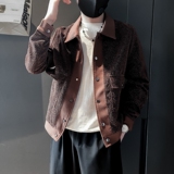 黄色