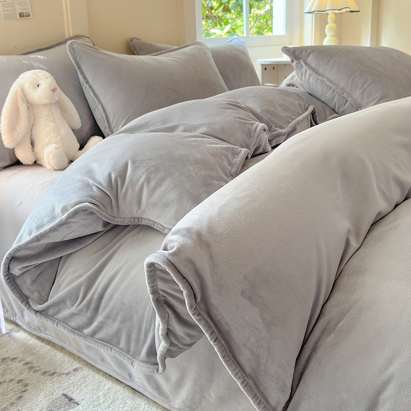 A类母婴可用加绒加厚牛奶绒被套