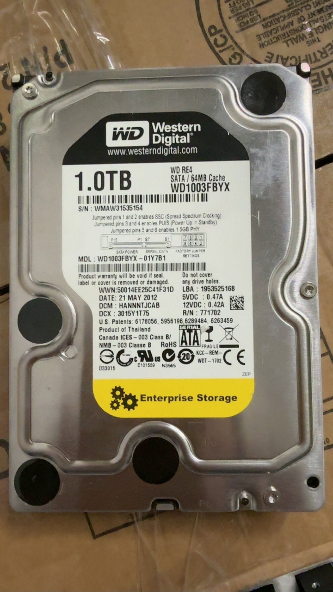 原装西数1T台式机硬盘3.5寸7200转64M串口SATA3企业级黑盘1tb监控