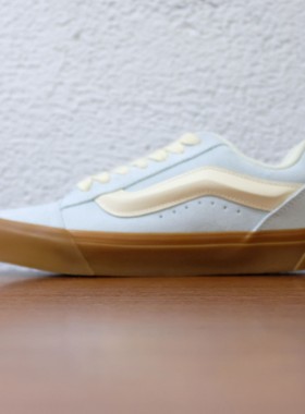 老万范斯VANS 新款KNUSKOOL低帮男女板鞋面包鞋VN000D6Z887