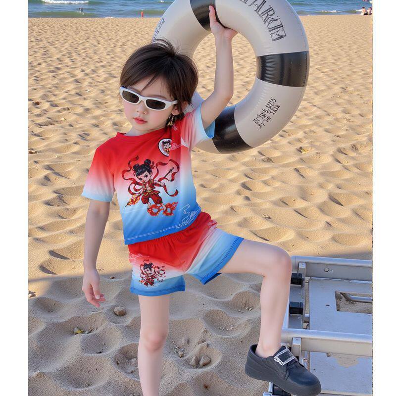 哪咤儿童服装男童短袖夏装速干服儿童泳衣/裤