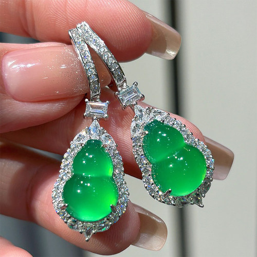 VISING珠宝马料绿玉髓葫芦耳坠