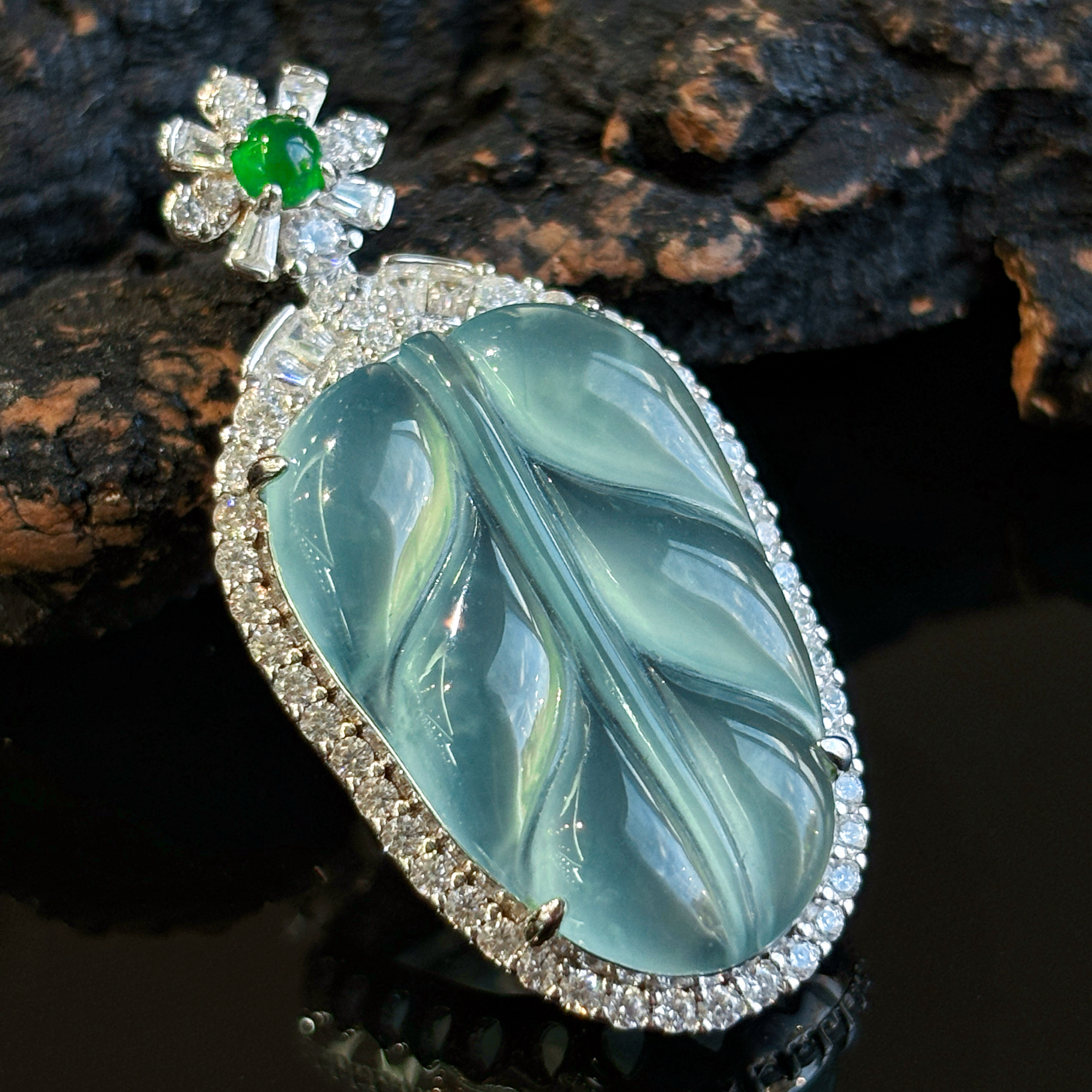 VISING天然A货翡翠高冰种晴水不封底小叶子吊坠