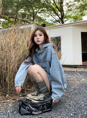 美式牛仔卫衣女2024早春新款休闲宽松设计感连帽学院风时髦外套潮