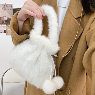 七号衣柜水貂毛编织包时尚 真皮草包包水桶手提单肩包斜跨可爱包包