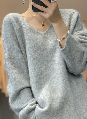 韩版宽松灰色V领马海毛衣秋冬2023新款女装宽松休闲软糯针织衫大