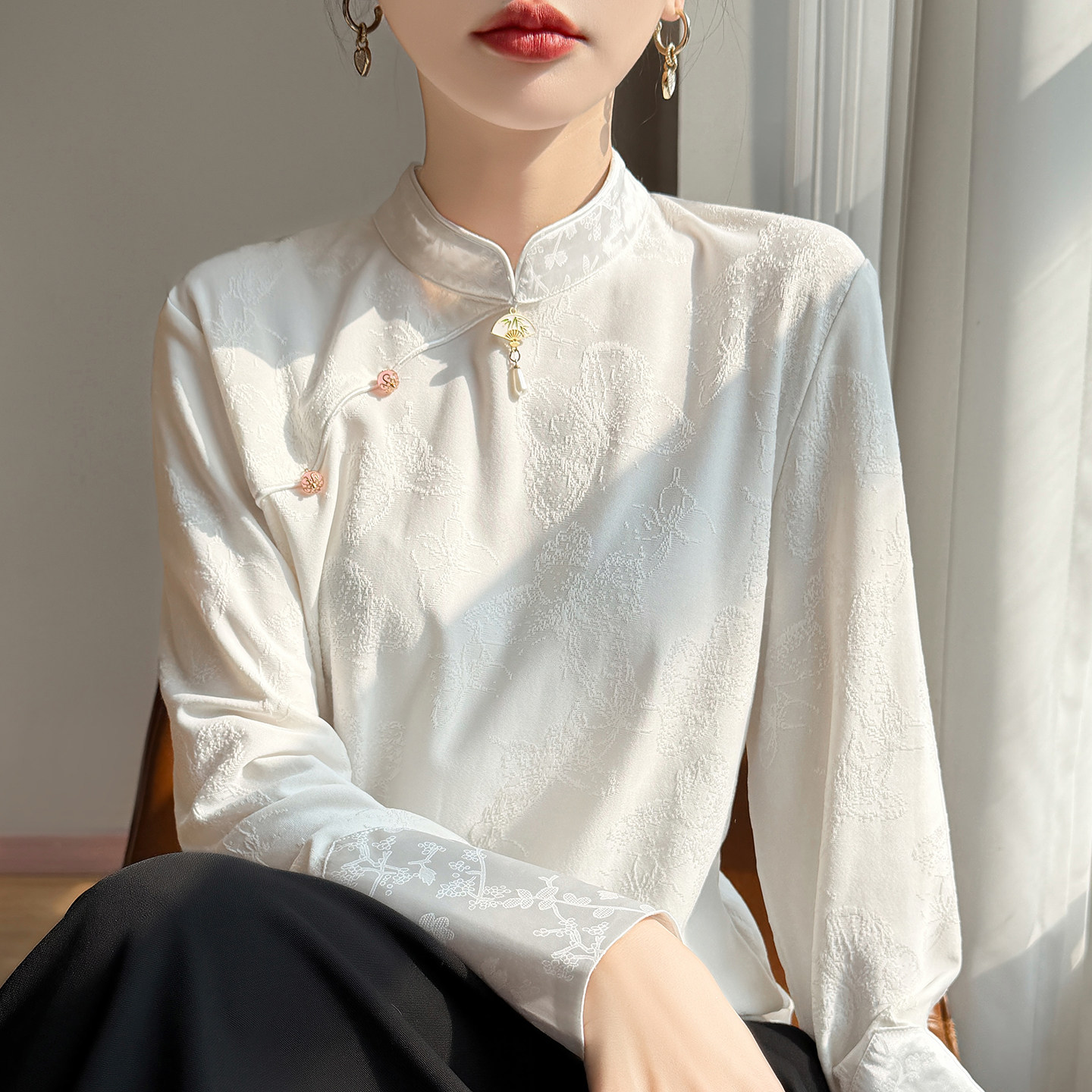 2026秋冬新款新中式国风立领提花上衣时尚百搭气质女内搭打底衫,女装/女士精品,真丝上装,淘宝优惠券,粉丝福利购,淘宝优惠卷