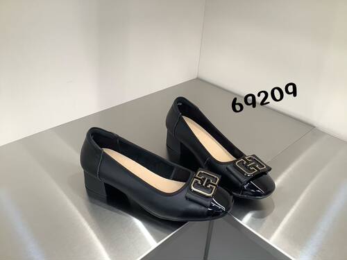 康妮女鞋2026春夏里外真皮超轻防滑耐磨舒适妈妈鞋浅口牛皮单鞋41