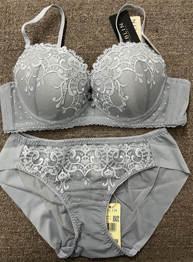 衣恋旗下EBLIN灰色P8精致刺绣亲肤聚拢女士文胸套装ECBRB48021