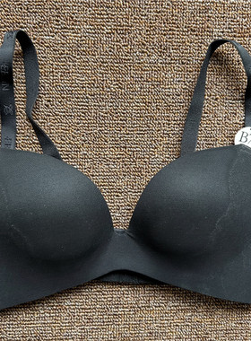 衣恋旗下EBLIN 黑色蕾丝网纱简约舒适上薄下厚女性文胸ECBR835N51