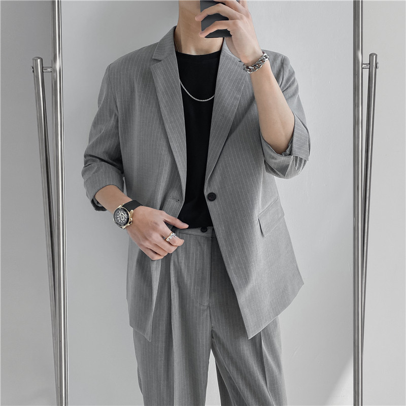 23春款轻熟风微宽英伦条纹中袖西服+阔版九分裤套装TZ13-P195，男装西服，电商C308