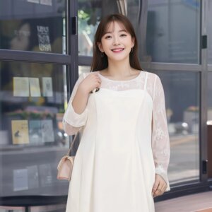 辣妈起义大码女装2026春夏新款胖MM中长蕾丝拼接减龄假两件连衣裙