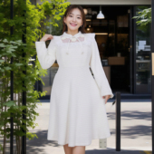 连衣裙百搭显瘦温柔打底 胖MM冬季 女装 精致绒毛蕾丝中长款 高端大码