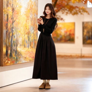 Basic House/百家好赫本风黑色长袖连衣裙子女春季高级感气质显瘦