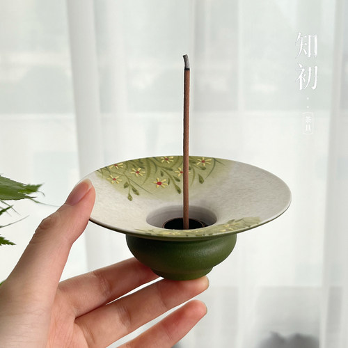 知初手绘釉下彩雏菊陶瓷线香炉