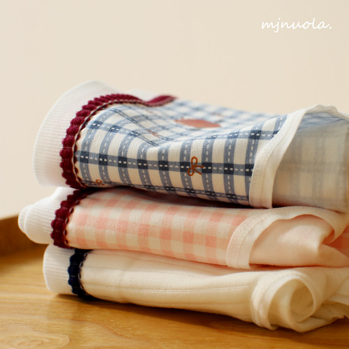 米吉诺拉纯棉抑菌中腰包臀三角裤