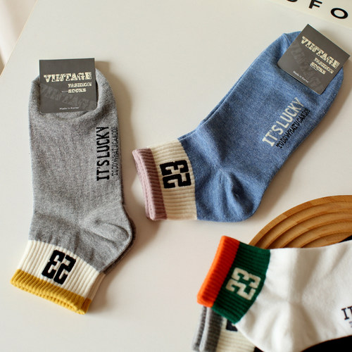 外贸货夏季字母数字ins潮男运动短筒袜休闲撞色吸汗防臭纯棉袜子