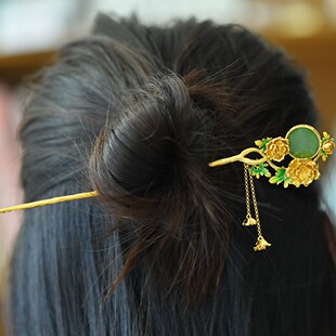 925银镶嵌和田玉碧玉圆平面珐琅富贵花流苏发簪3097