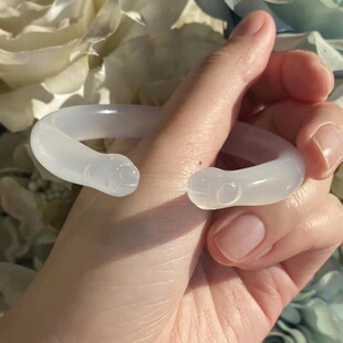 网红爆款猫爪珠宝天然可爱猫爪玛瑙手镯女现货圆条高冰汉服配饰