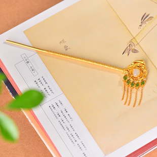 古法银镶和田玉蛋面白加绿流苏发簪3037