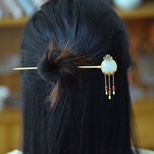 古法银镶和田玉圆鼓面珐琅配南红流苏发簪3035
