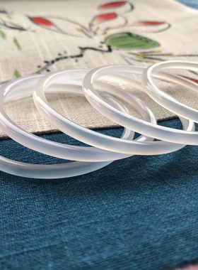 天然玛瑙冰种荔枝冻白玉髓手镯女细圆条叮当镯烟灰色极细玉镯一对