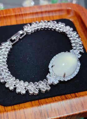 白玉髓女款鸽子蛋手链冰种