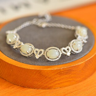 s925银镶和田玉白玉椭圆蛋面手链满钻爱心形气质简约女款手串饰品