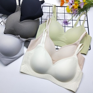 赛芬8081小胸光面无磁无钢圈内衣女乳胶杯裸感无痕微聚拢文胸美背